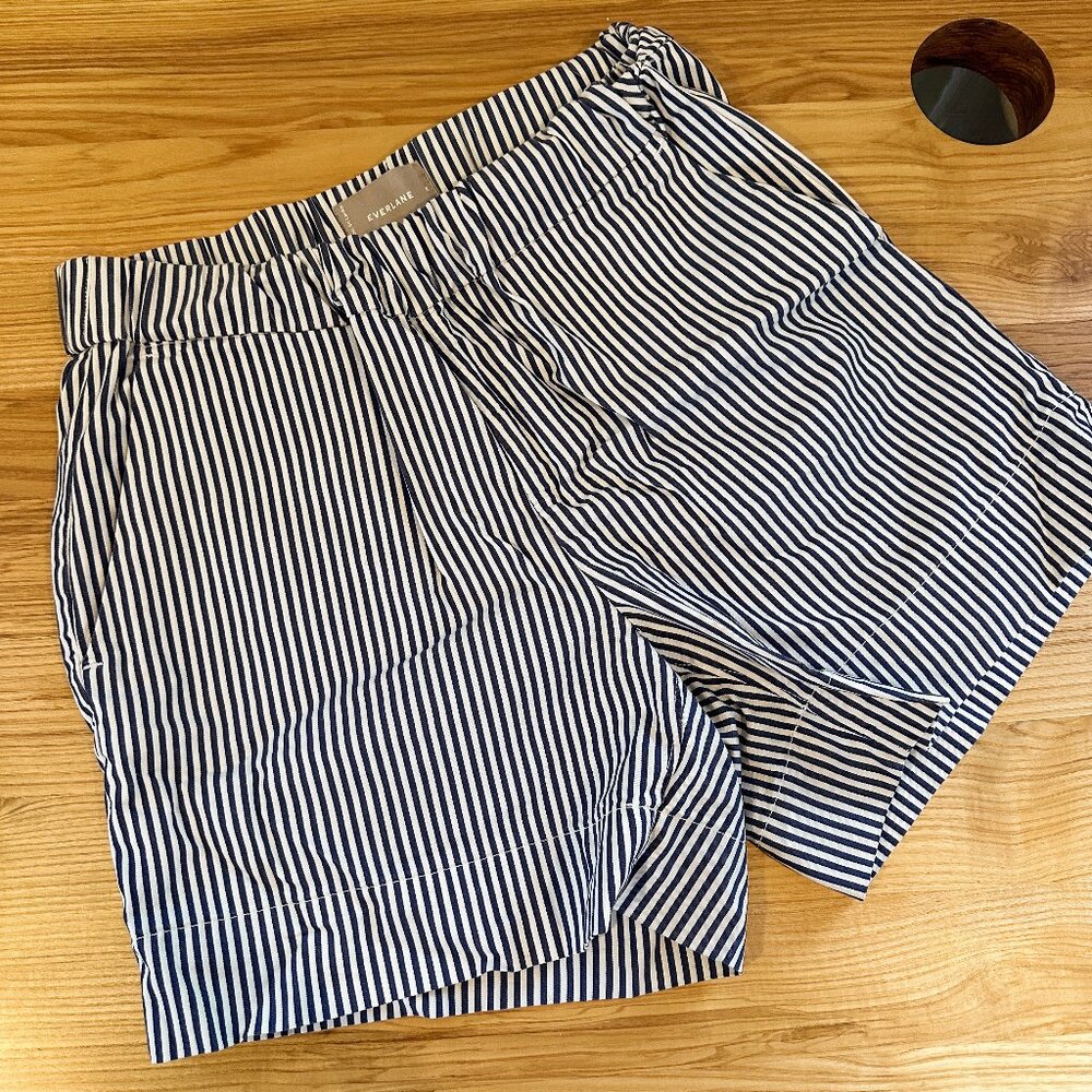 Everlane Easy Short Stripe Size 6 GENTLY USED
